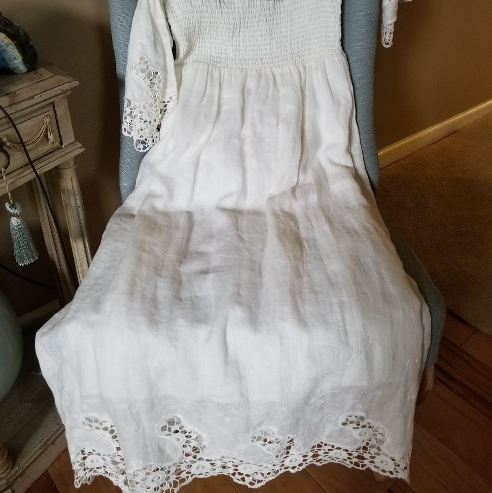 Dress - Picture 3 of 6